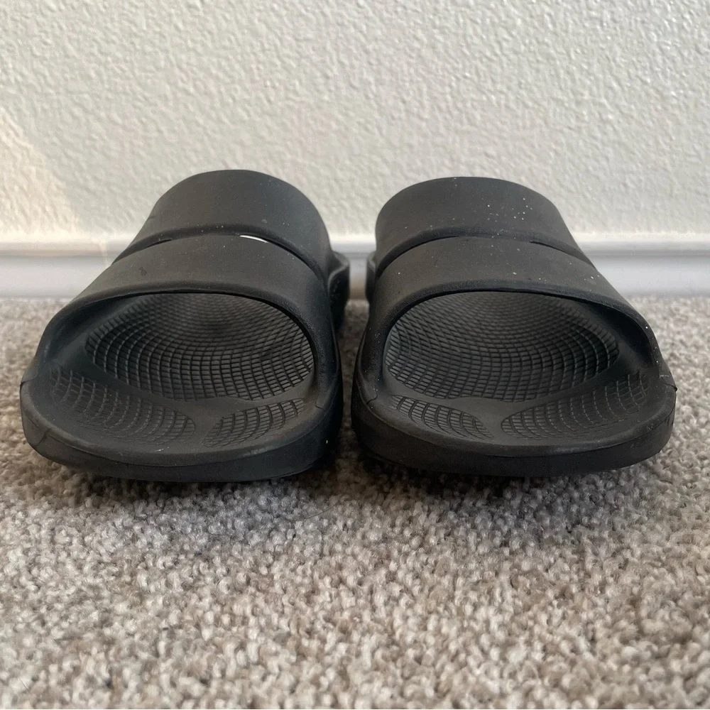 OOFOS OOahh Recovery Slides Sandals Womens 11 Mens 9 Black Sport Flex Comfort